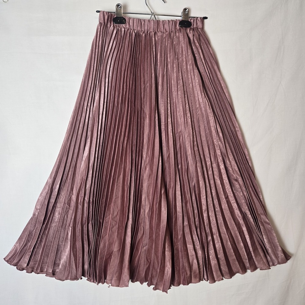 VICI Pink Size Small Midi Pleated Accordion Skirt Flare Romantic Shiny